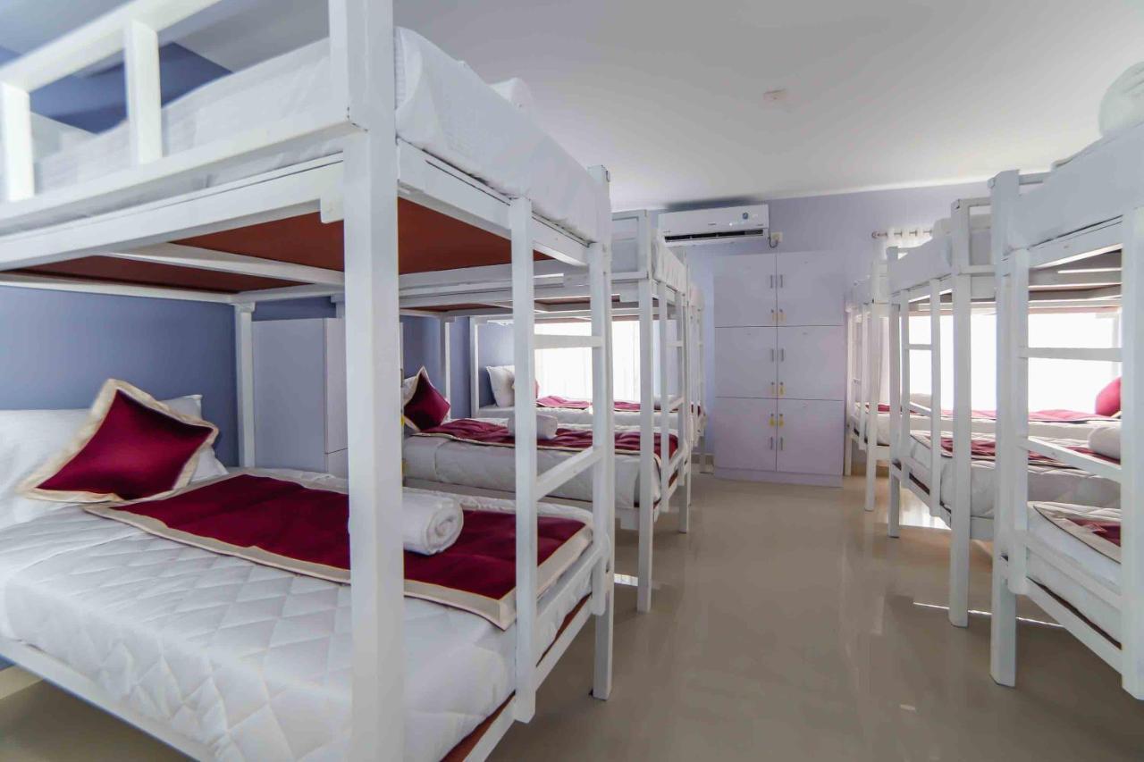 Ambalath Maple Leaves Home Ґуруваюр Екстер'єр фото